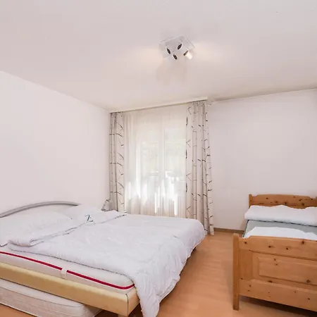 Bright 2br With Parking And Balcony