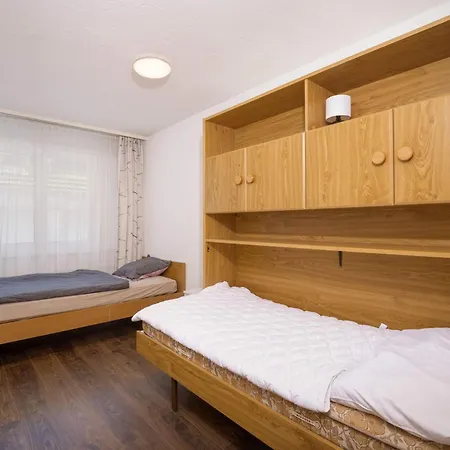 アパート Bright 2br With Parking And Balcony *