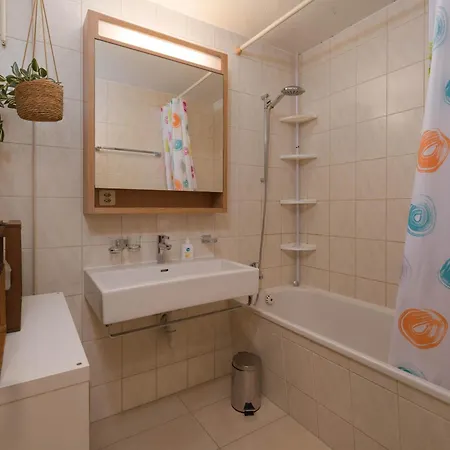 Bright 2br With Parking And Balcony